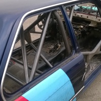 BMW E30 04